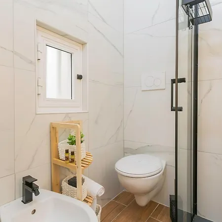 Appartement Near Vecchia & Train Station Typical With Balcony *