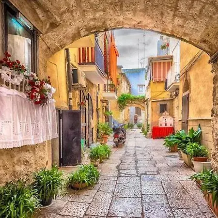 Apartament Near Vecchia & Train Station Typical With Balcony